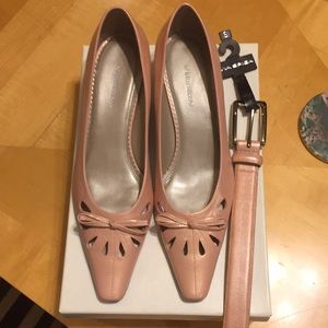 NEW Baby Pink Leather Shoes (8.5) & Matching Belt